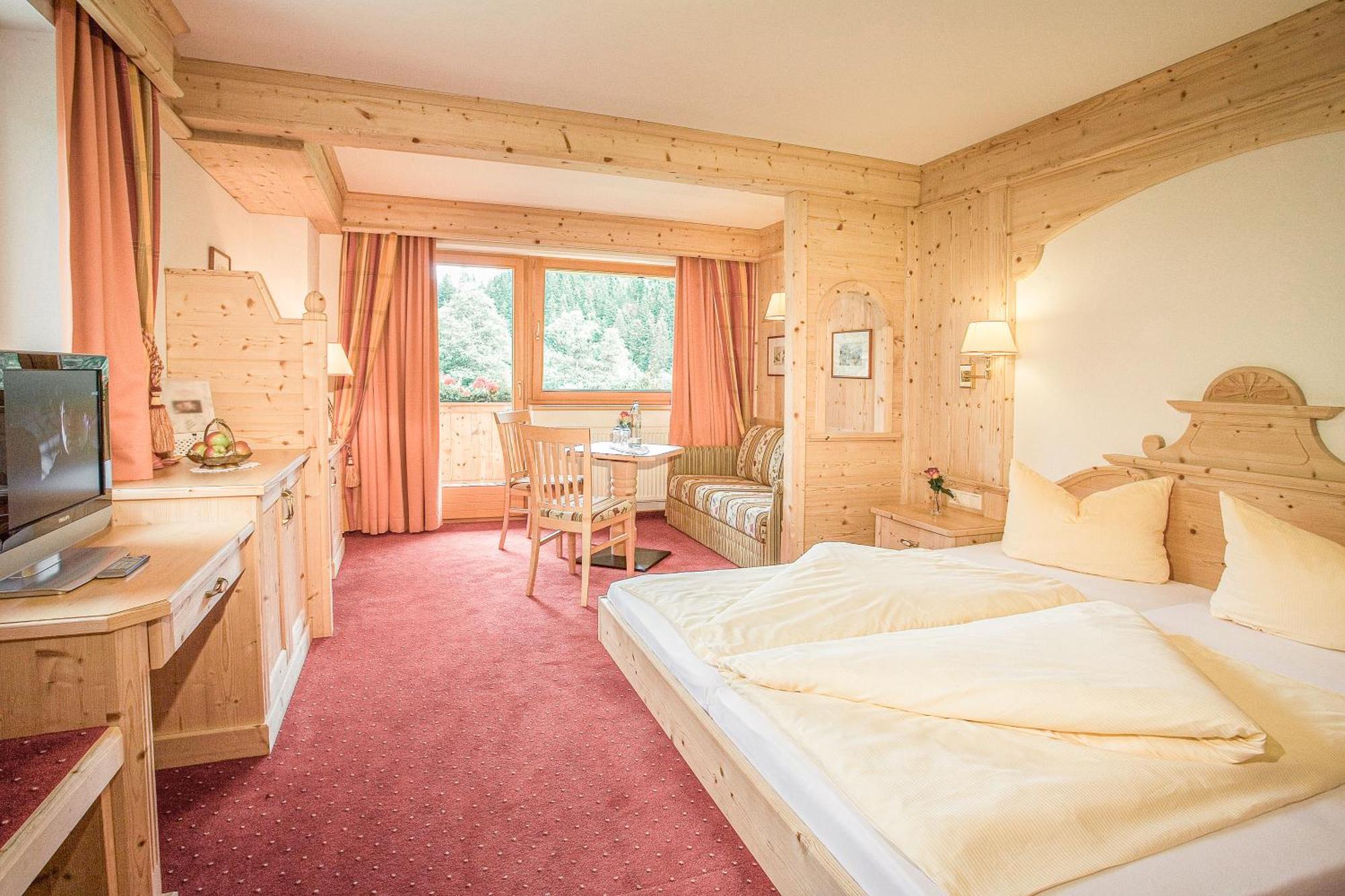 Alpenhotel Tirolerhof ゲルロス 部屋 写真