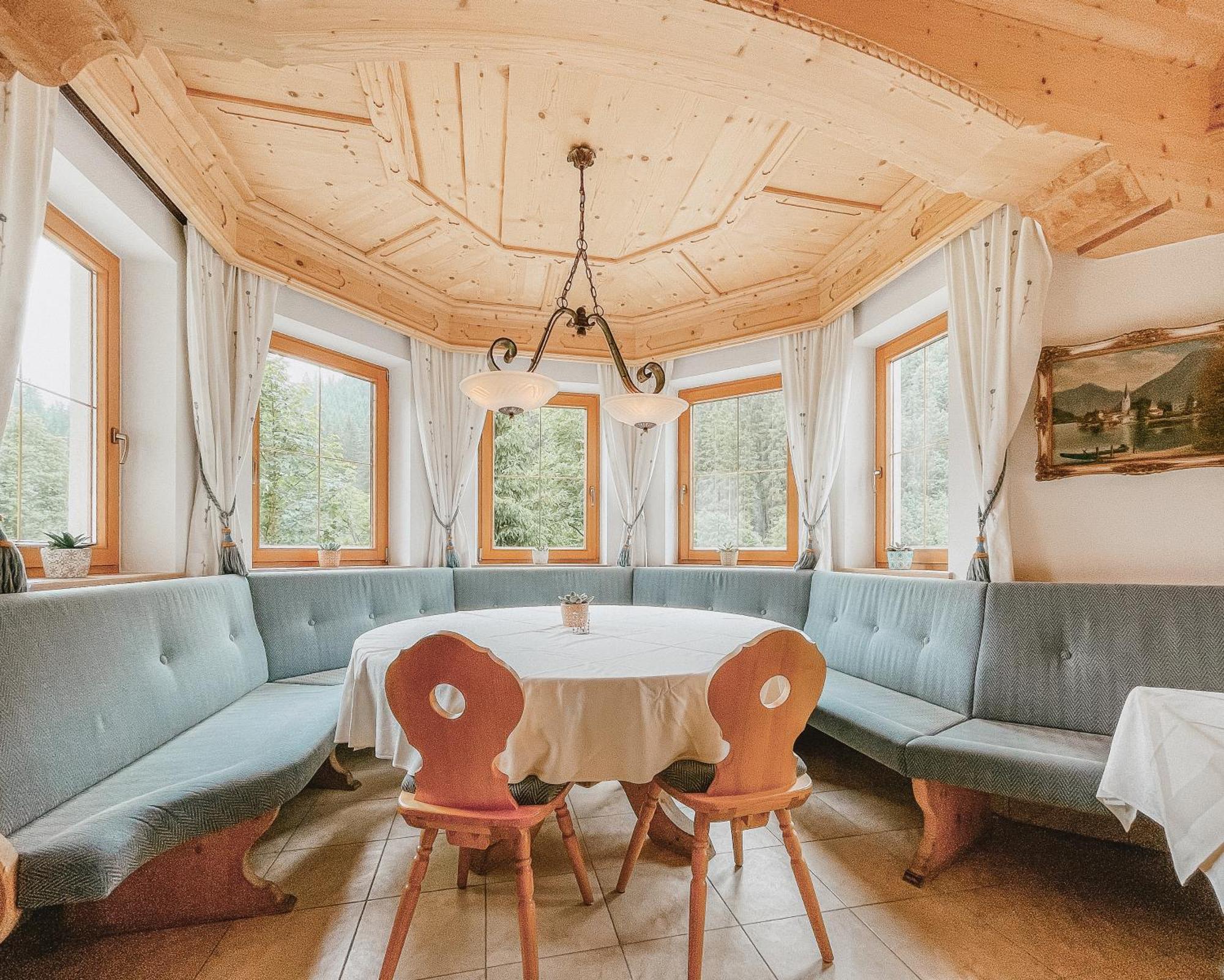 Alpenhotel Tirolerhof ゲルロス エクステリア 写真