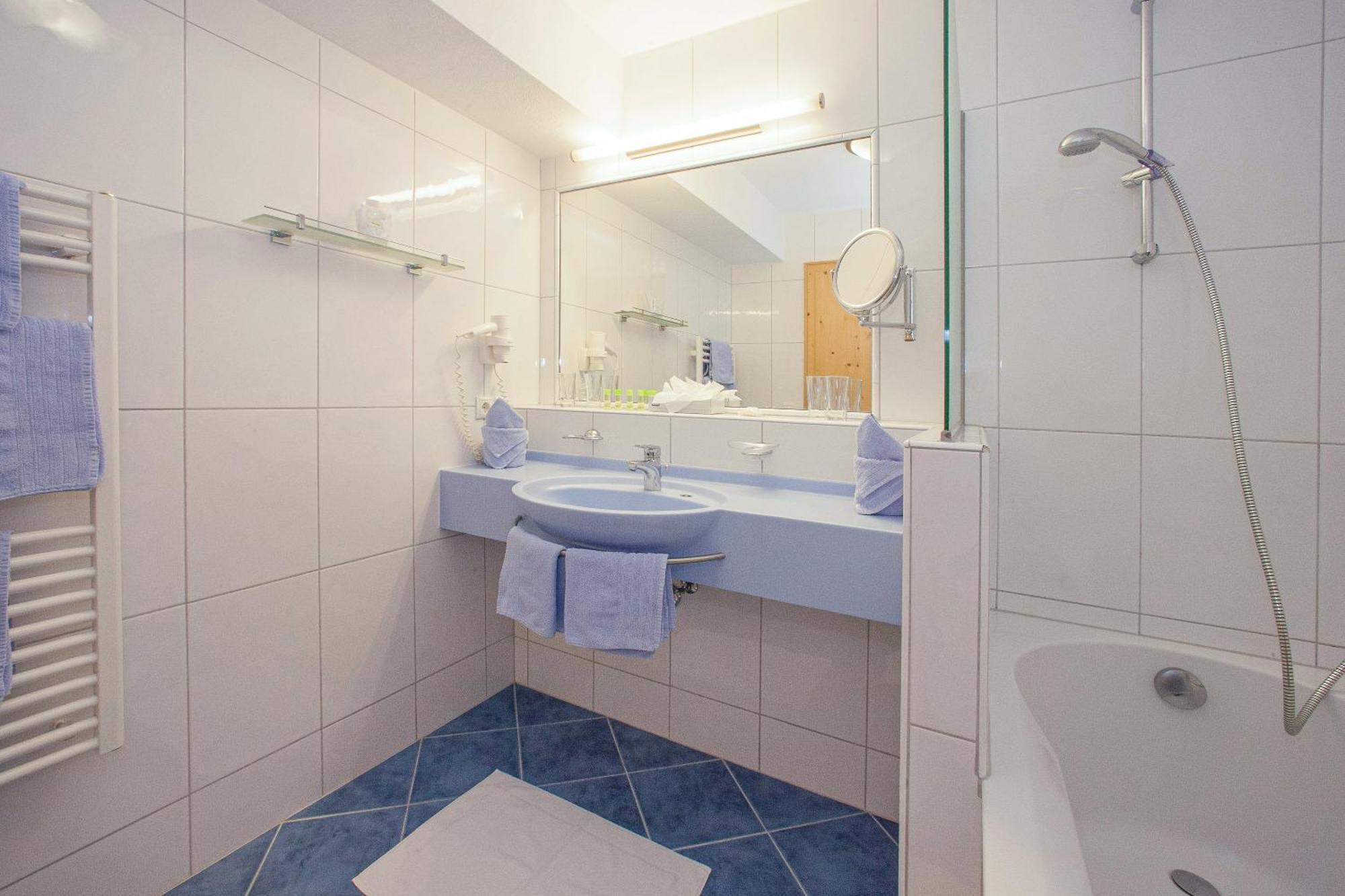 Alpenhotel Tirolerhof ゲルロス 部屋 写真