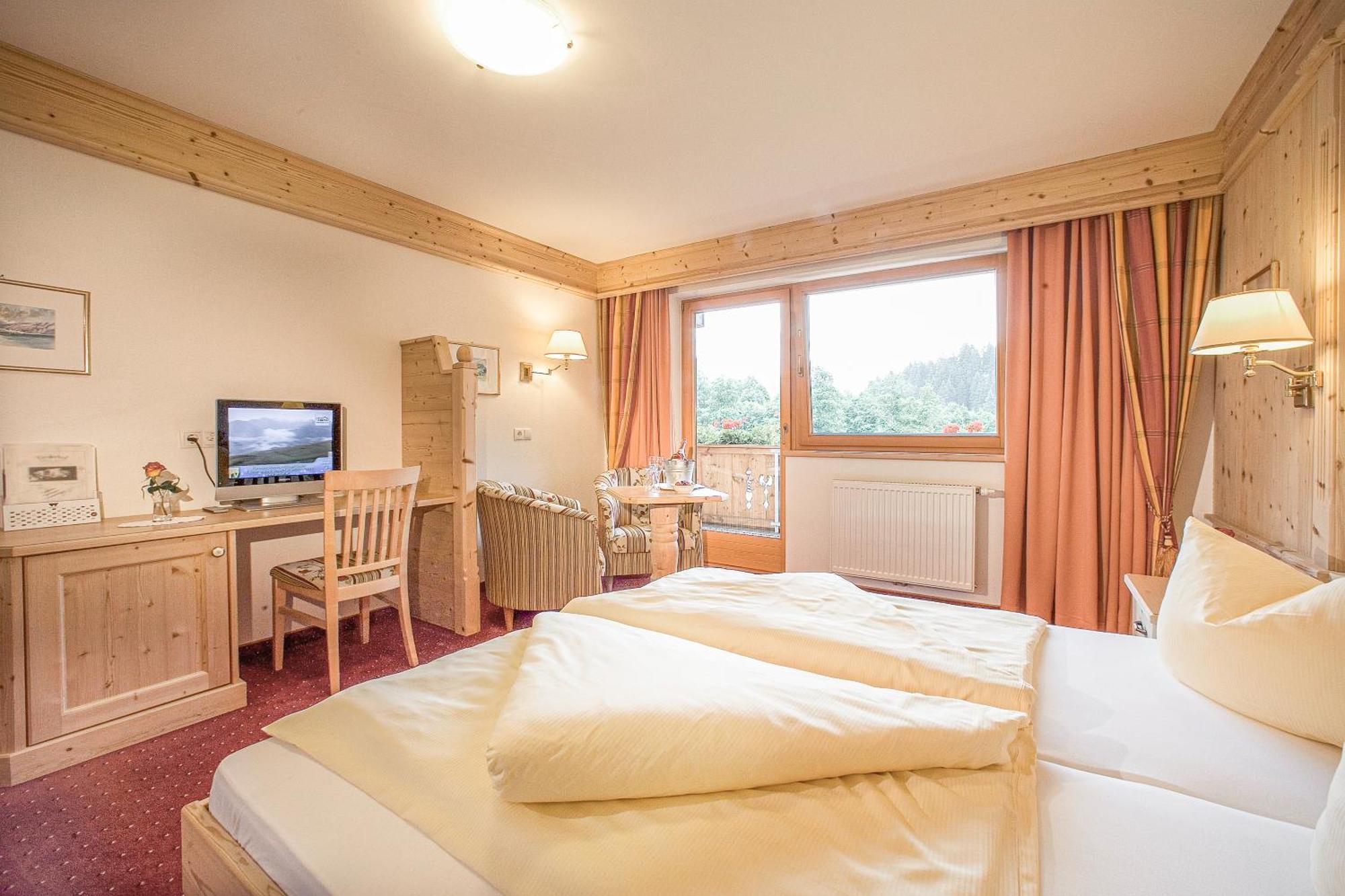 Alpenhotel Tirolerhof ゲルロス 部屋 写真