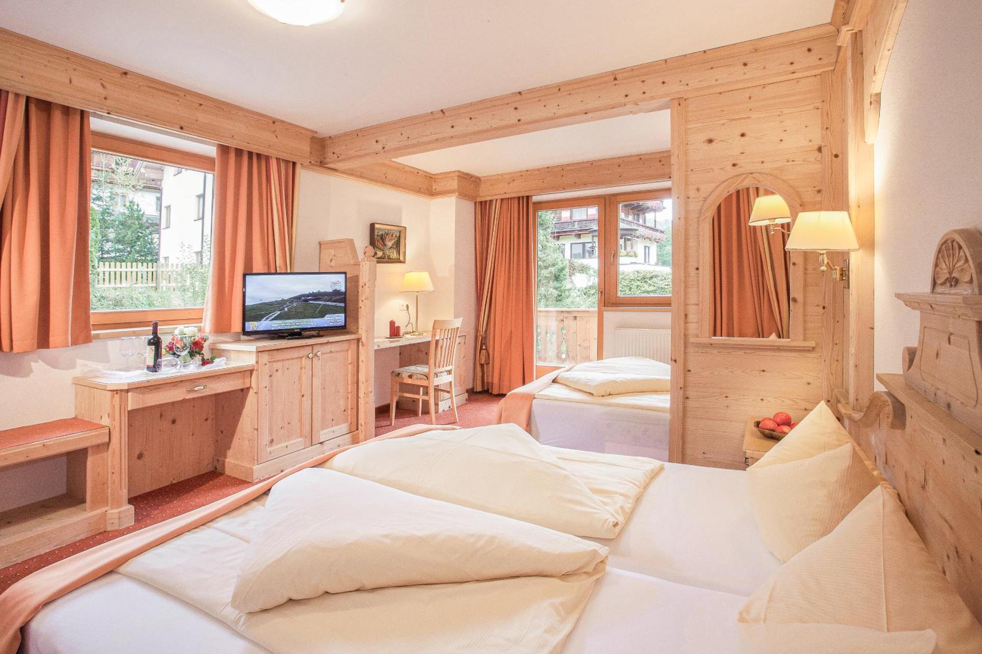 Alpenhotel Tirolerhof ゲルロス 部屋 写真